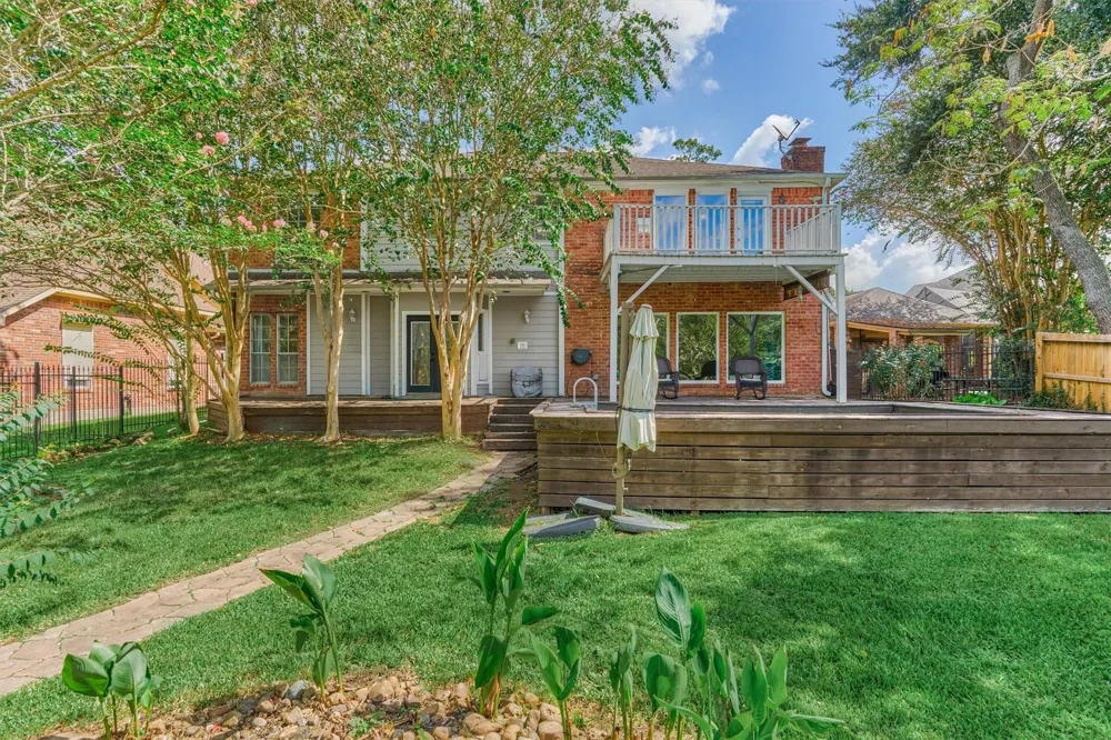 8710 Cross Country Drive Humble, TX 77346