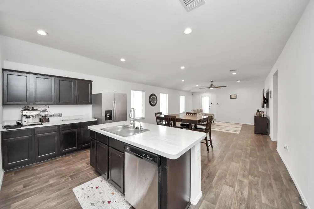5318 Shady Olive Street Katy, TX 77449