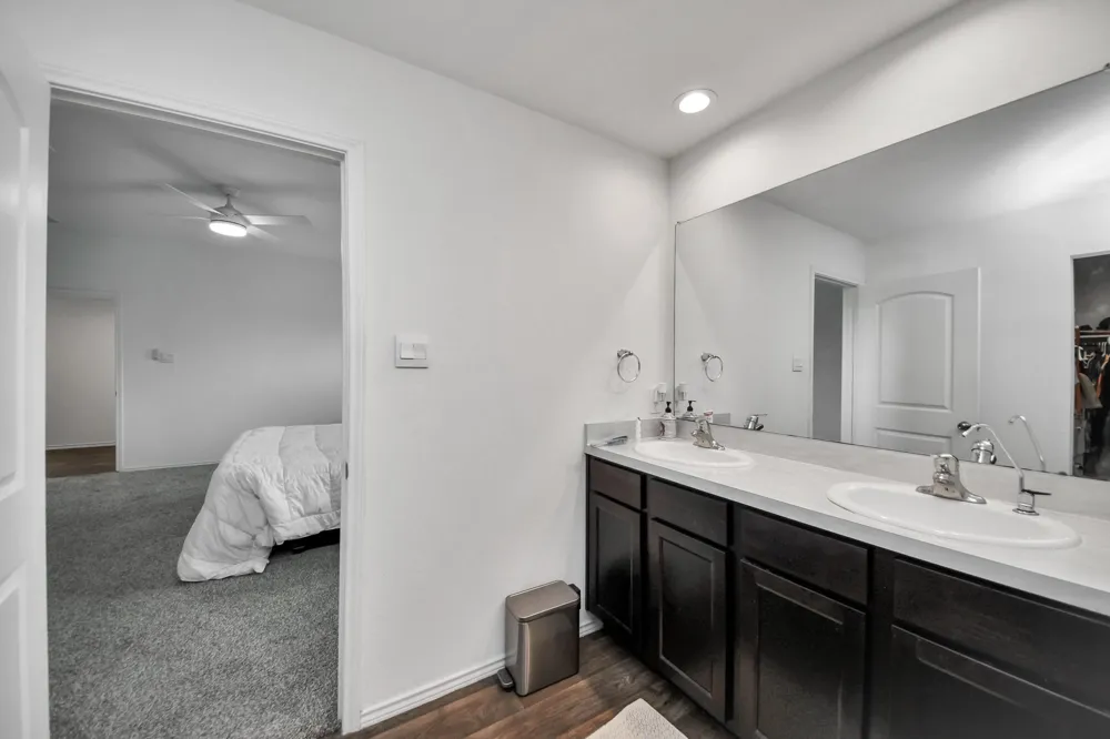 5318 Shady Olive Street Katy, TX 77449