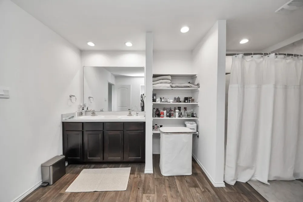 5318 Shady Olive Street Katy, TX 77449