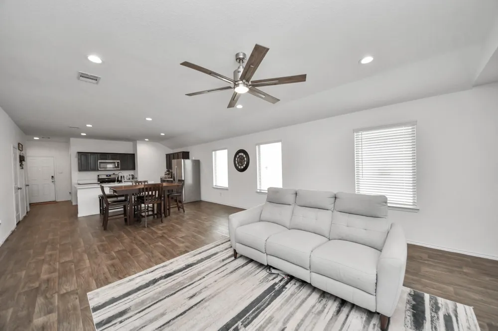 5318 Shady Olive Street Katy, TX 77449