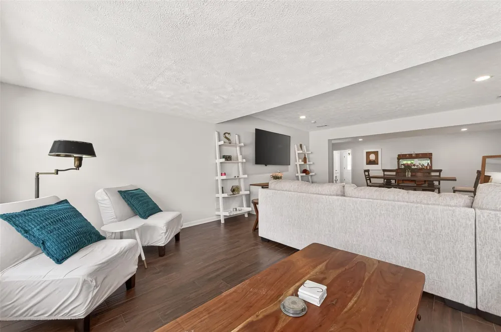 2610 Teague Road Houston, TX 77080