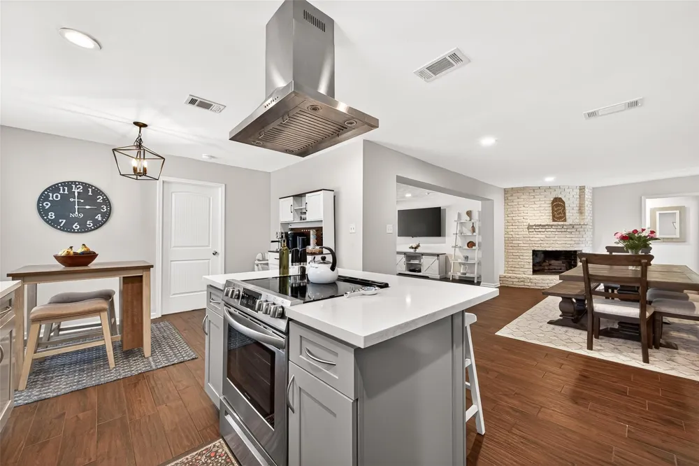 2610 Teague Road Houston, TX 77080