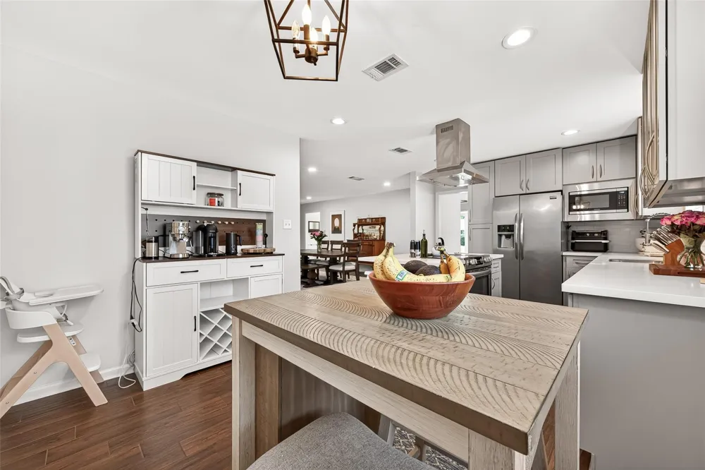 2610 Teague Road Houston, TX 77080