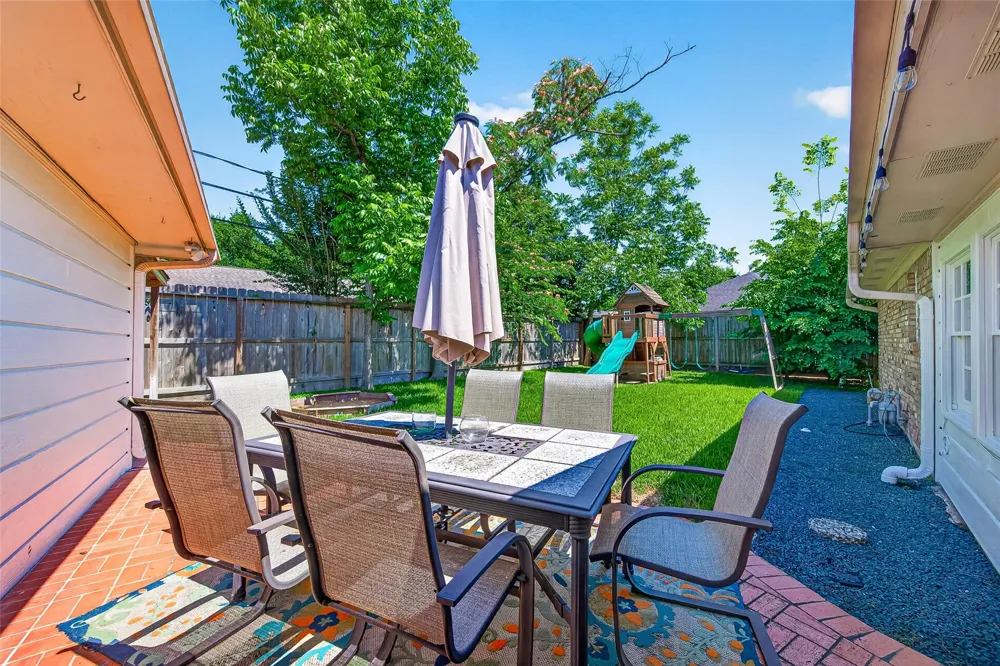 2610 Teague Road Houston, TX 77080