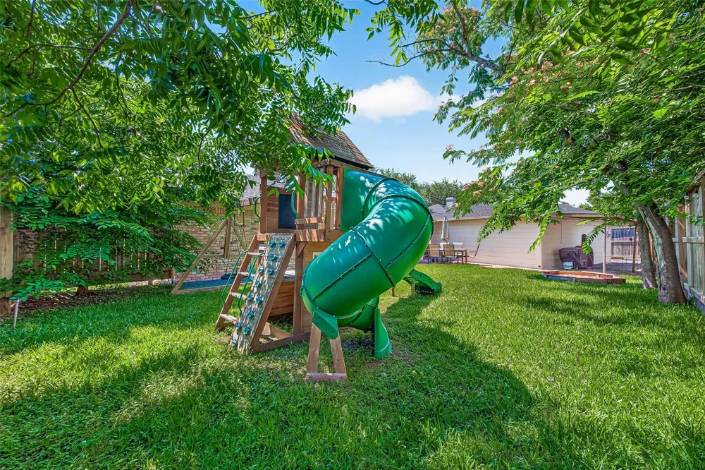2610 Teague Road Houston, TX 77080