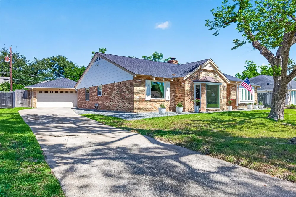 2610 Teague Road Houston, TX 77080