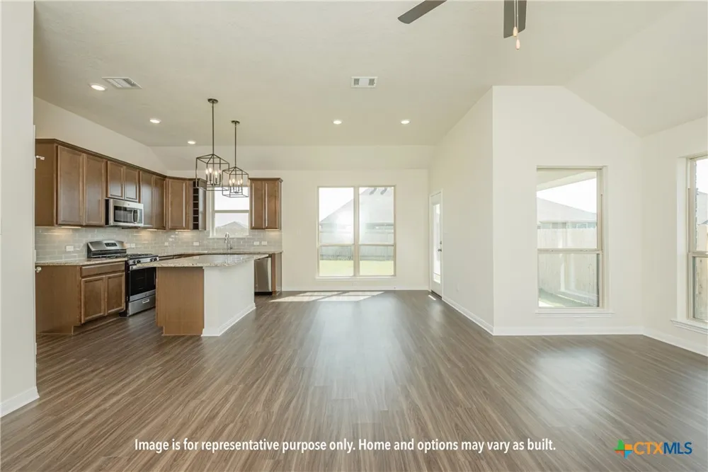 6002 Golden Gate Drive Killeen, TX 76549