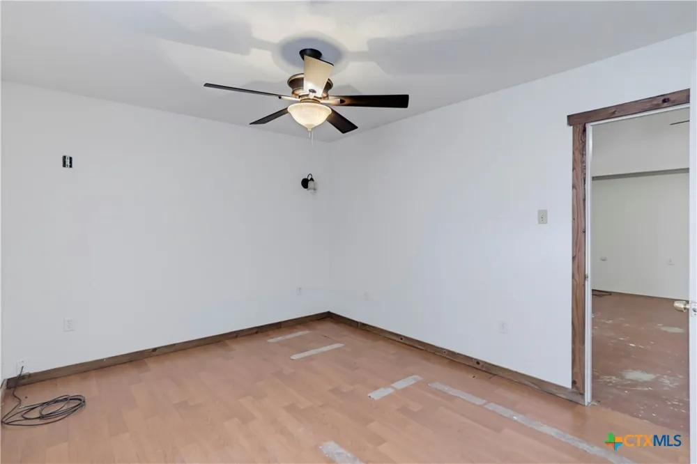 206 E Pine Street Seguin, TX 78155