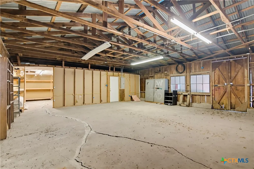 206 E Pine Street Seguin, TX 78155