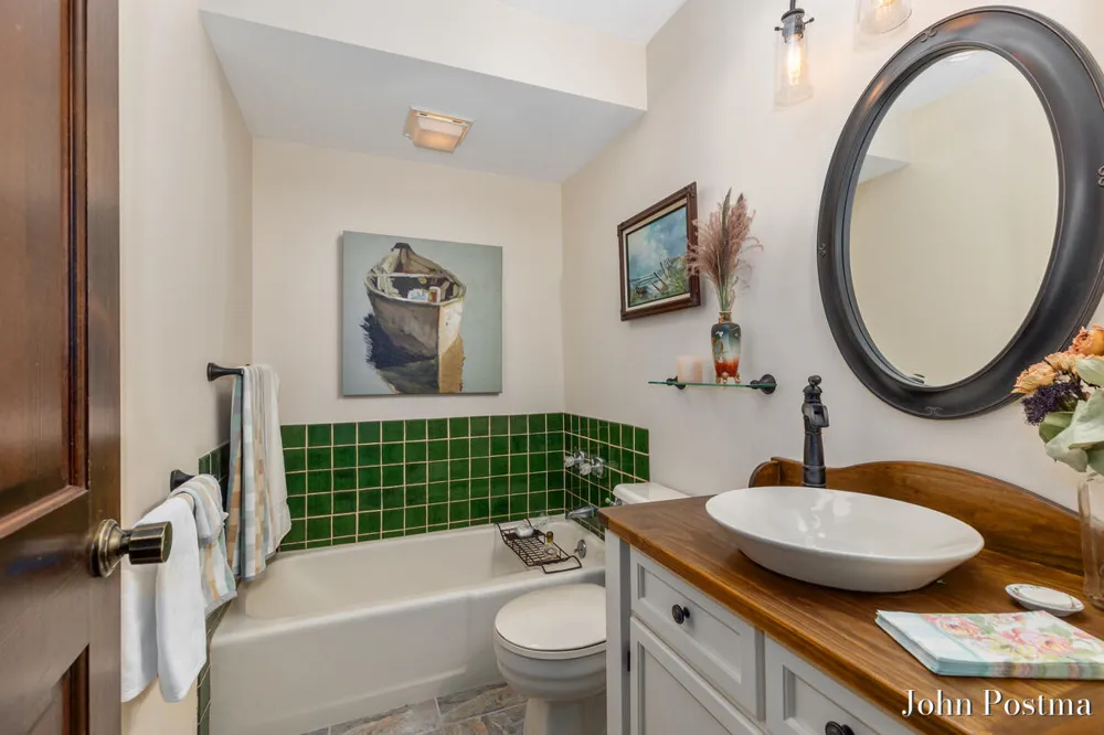 7786 Thornapple Bayou Drive SE Grand Rapids, MI 49512