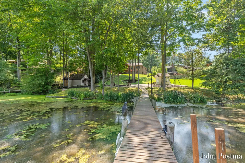 7786 Thornapple Bayou Drive SE Grand Rapids, MI 49512
