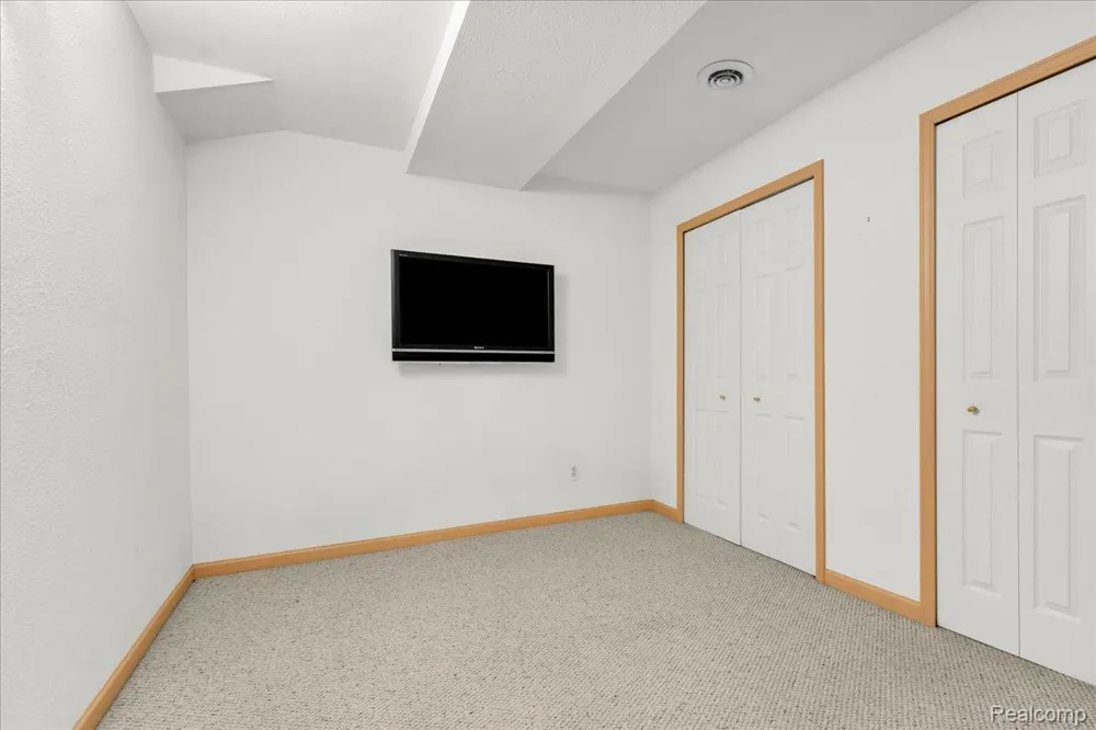 1781 Westridge Drive Rochester Hills City, MI 48306