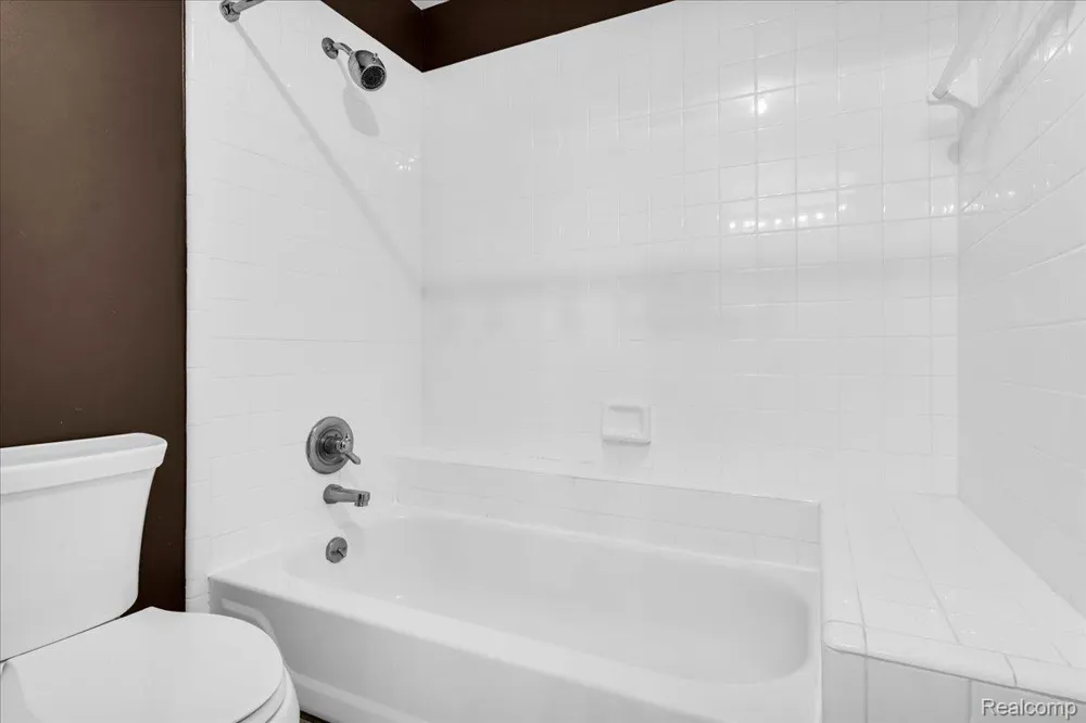 1781 Westridge Drive Rochester Hills City, MI 48306