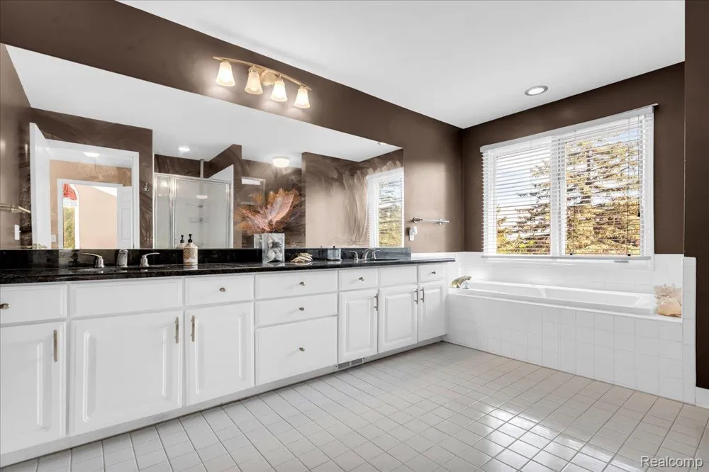 1781 Westridge Drive Rochester Hills City, MI 48306