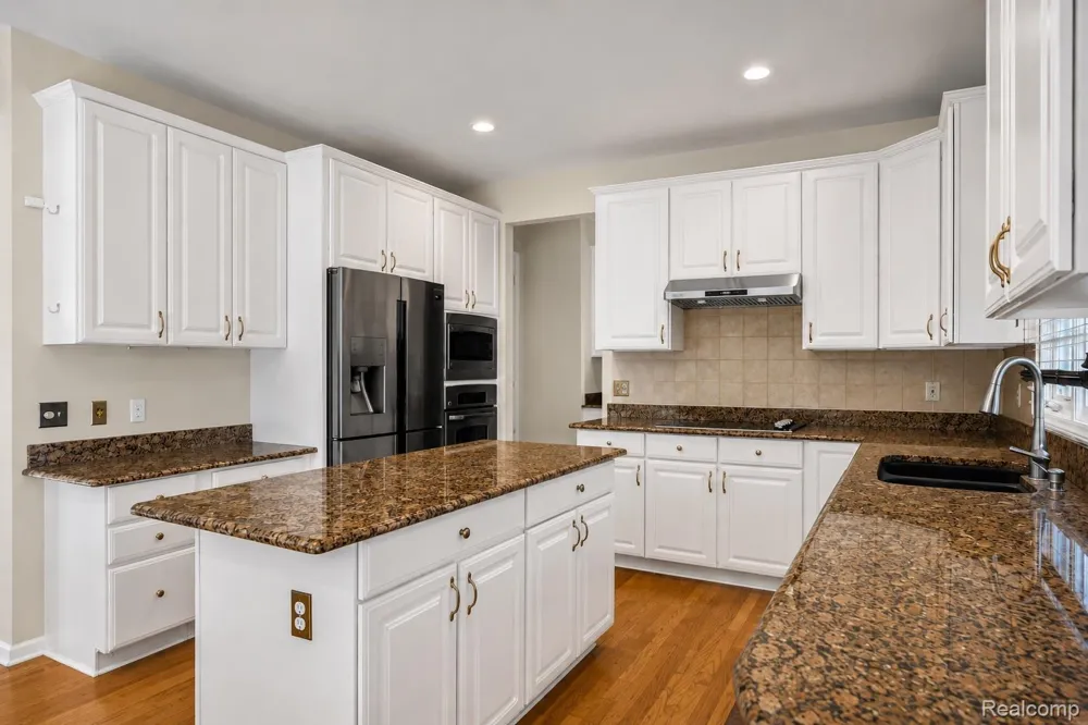 1781 Westridge Drive Rochester Hills City, MI 48306