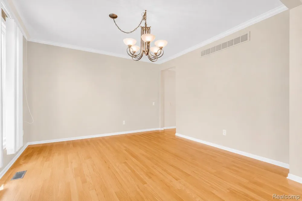 1781 Westridge Drive Rochester Hills City, MI 48306
