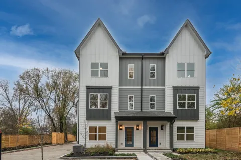 862 W Sharpe Ave #2