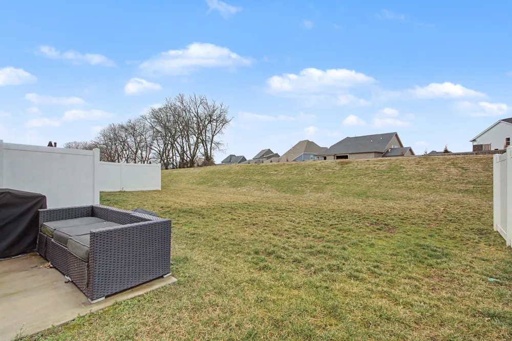 1066 June Wilde Rdg Spring Hill, TN 37174