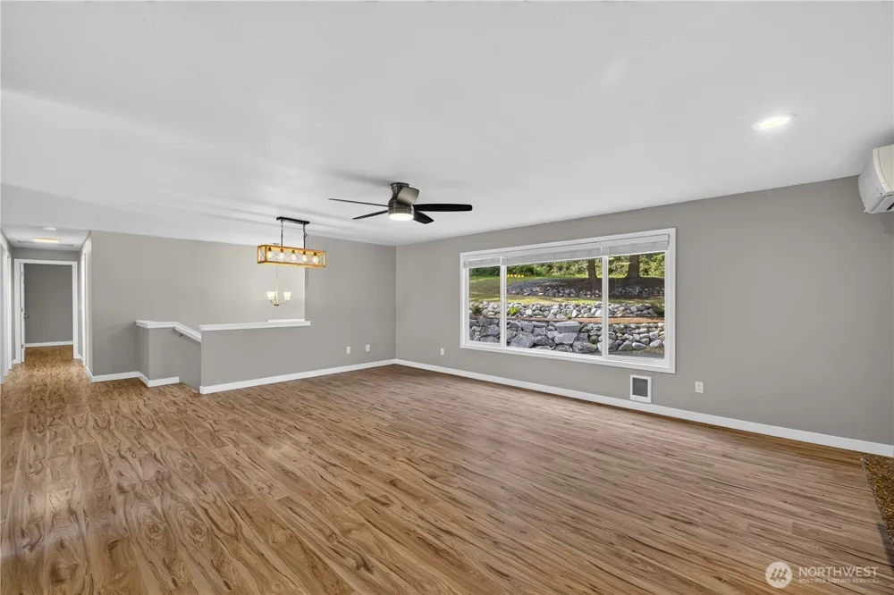 2742 Umatilla Drive Oak Harbor, WA 98277