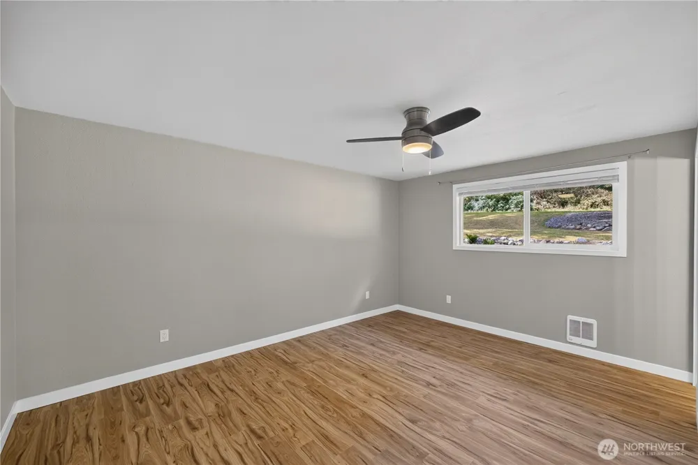 2742 Umatilla Drive Oak Harbor, WA 98277
