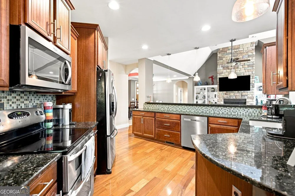 251 White Antelope ST Waleska, GA 30183