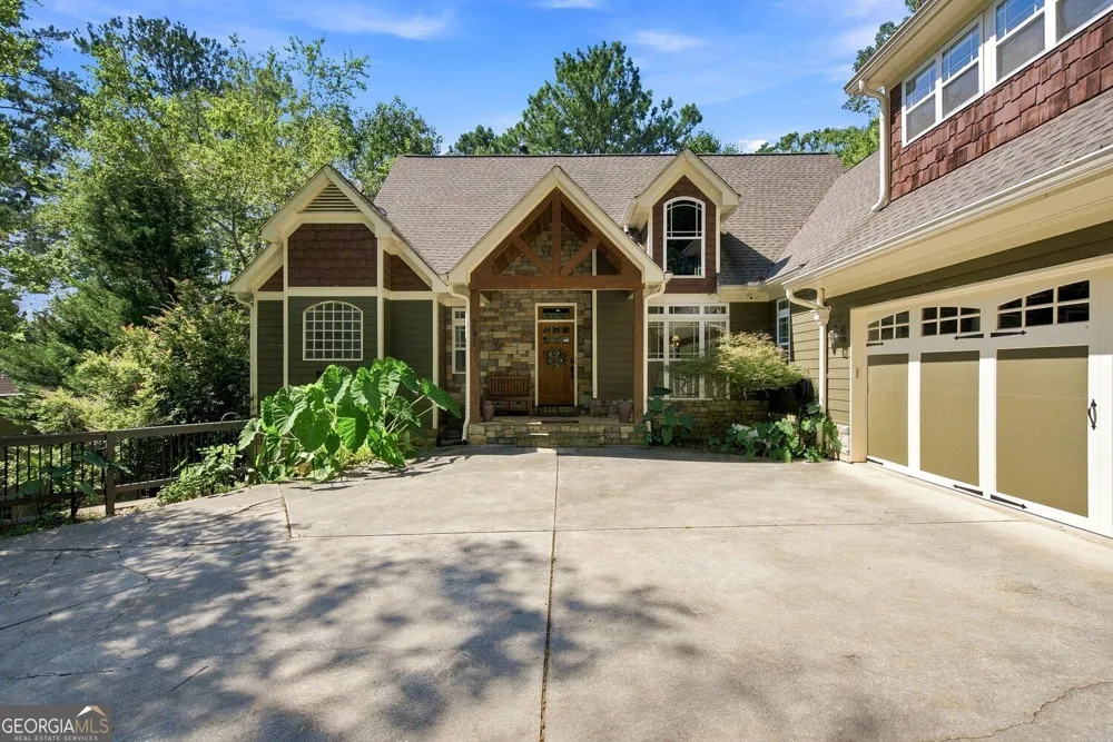 251 White Antelope ST Waleska, GA 30183