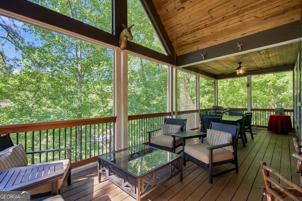 251 White Antelope ST Waleska, GA 30183