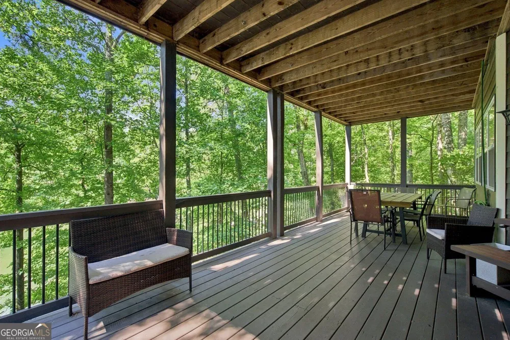 251 White Antelope ST Waleska, GA 30183