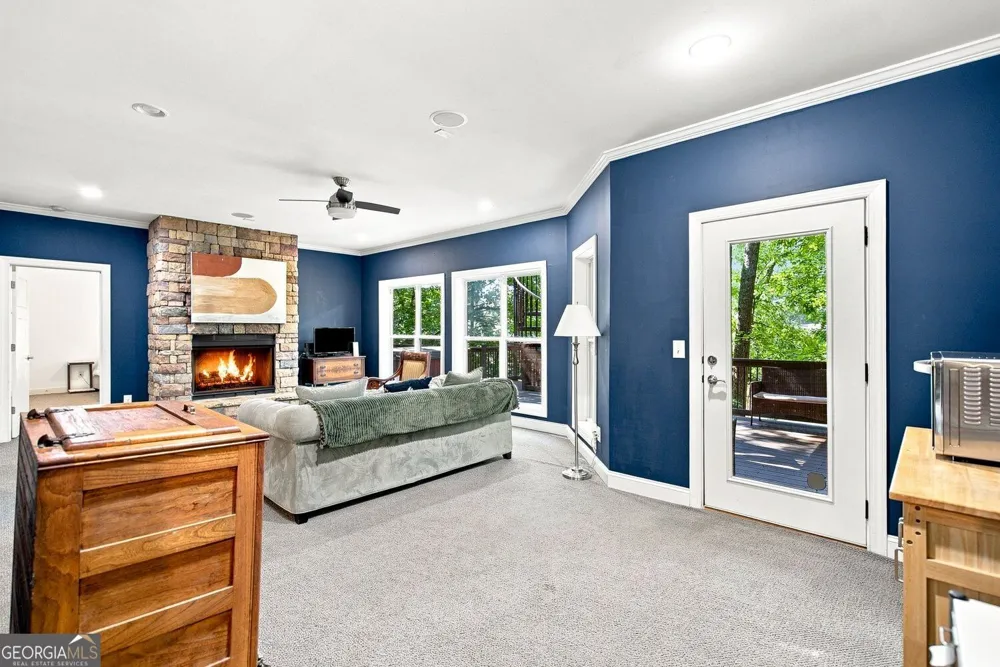 251 White Antelope ST Waleska, GA 30183