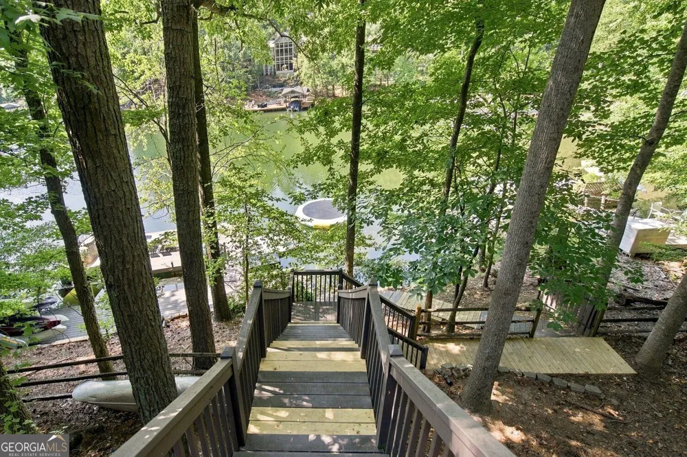 251 White Antelope ST Waleska, GA 30183