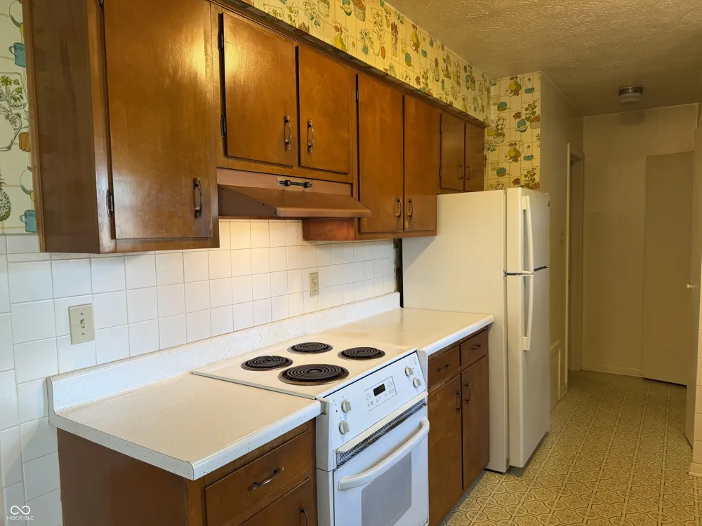 6110 W 32nd Place Indianapolis, IN 46224