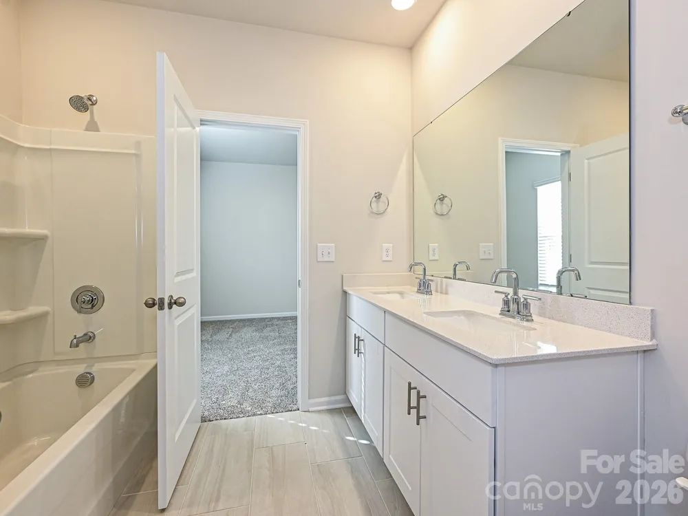 2303 Snapdragon Court Stanley, NC 28164