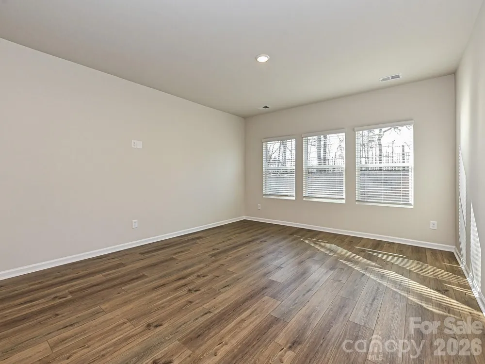 2303 Snapdragon Court Stanley, NC 28164