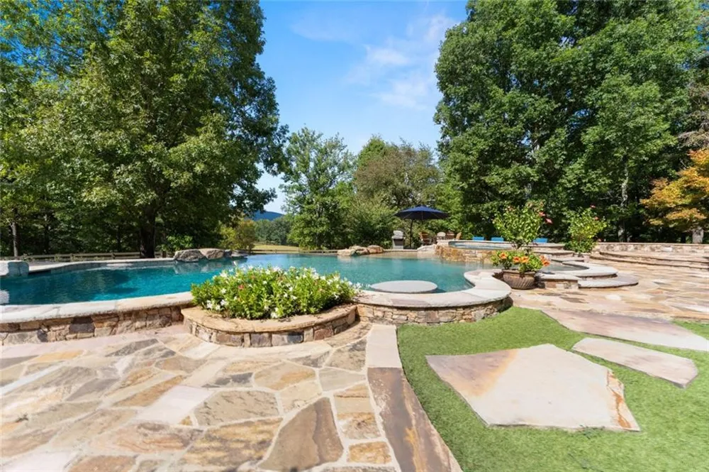 1524 Blacks Bluff Road SW Rome, GA 30161