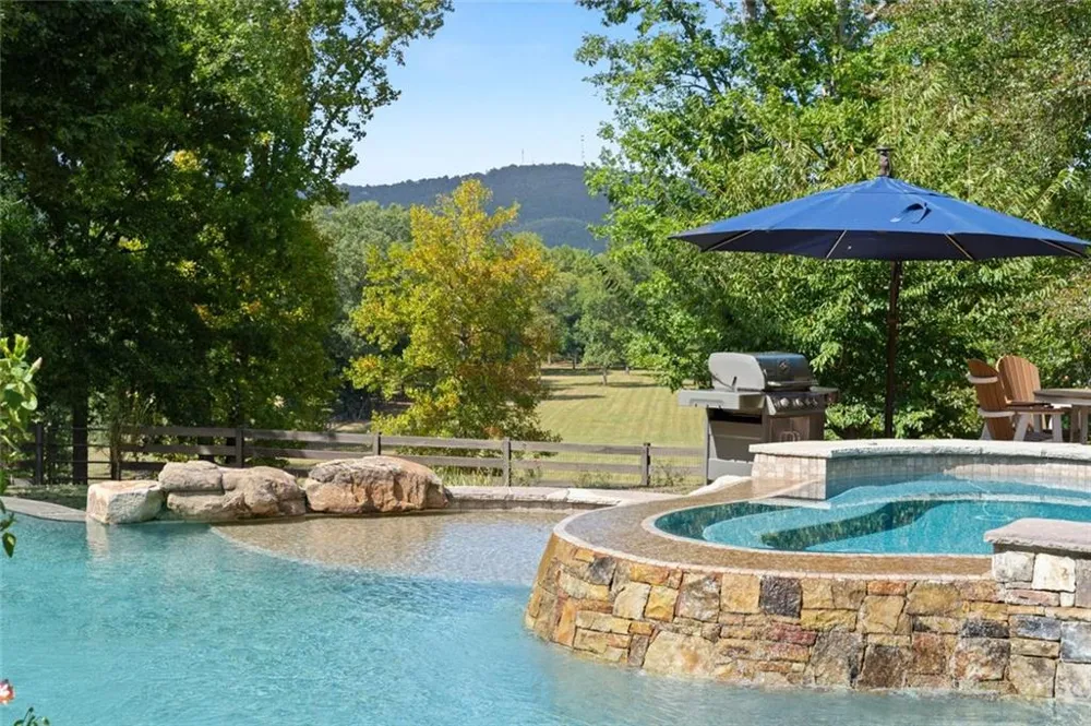 1524 Blacks Bluff Road SW Rome, GA 30161