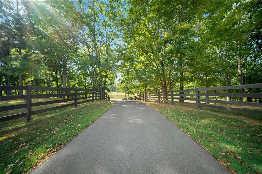 1524 Blacks Bluff Road SW Rome, GA 30161