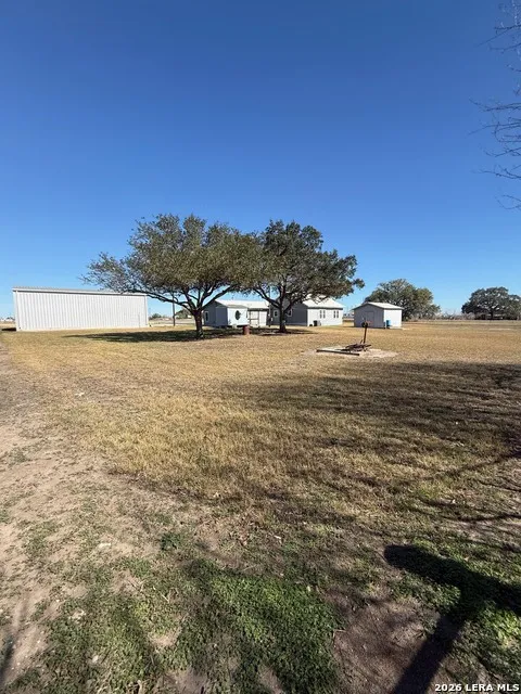 226 County Road 300 Karnes City, TX 78118