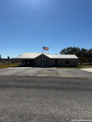 226 County Road 300 Karnes City, TX 78118