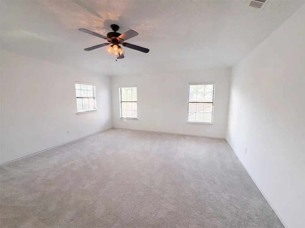 2226 Country Oaks Drive Garland, TX 75040