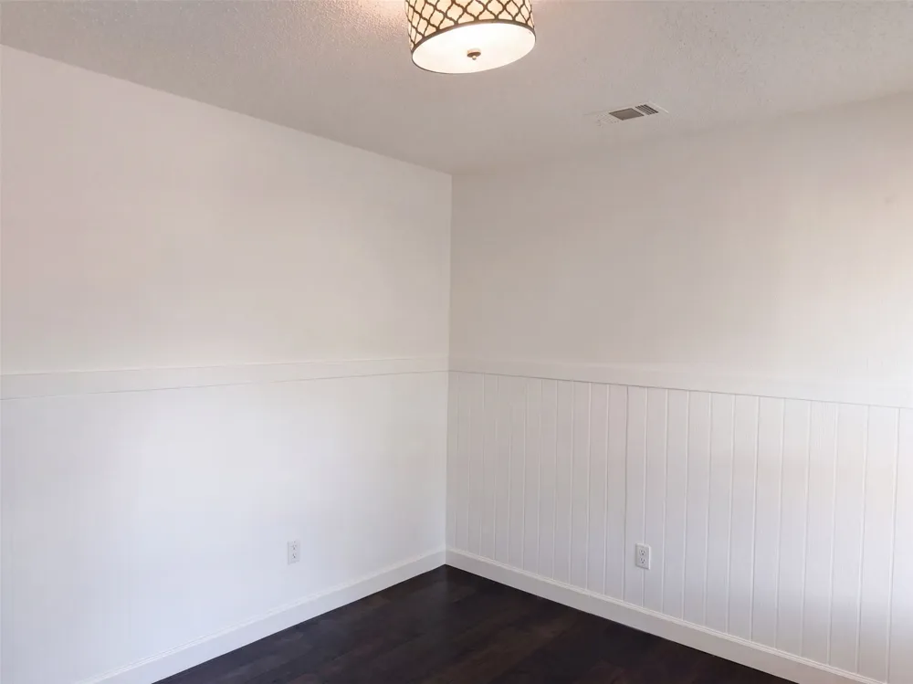 2226 Country Oaks Drive Garland, TX 75040