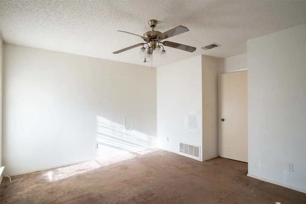 2801 College Park Drive Rowlett, TX 75088