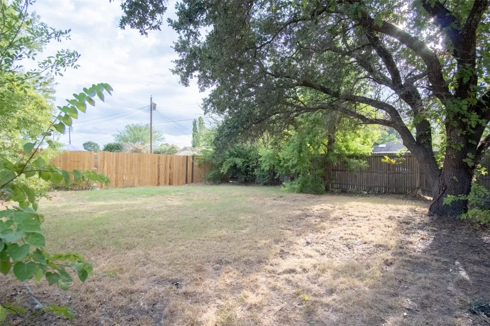 2801 College Park Drive Rowlett, TX 75088