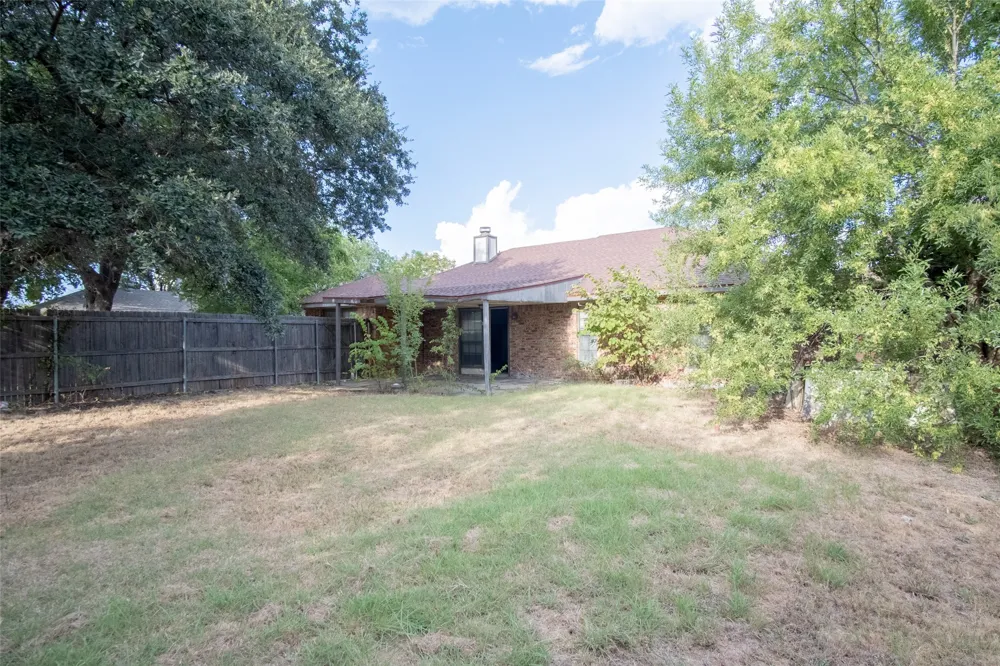 2801 College Park Drive Rowlett, TX 75088