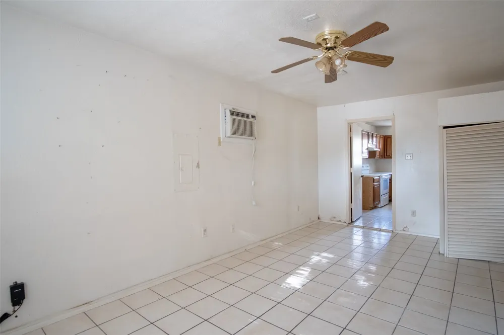 2801 College Park Drive Rowlett, TX 75088