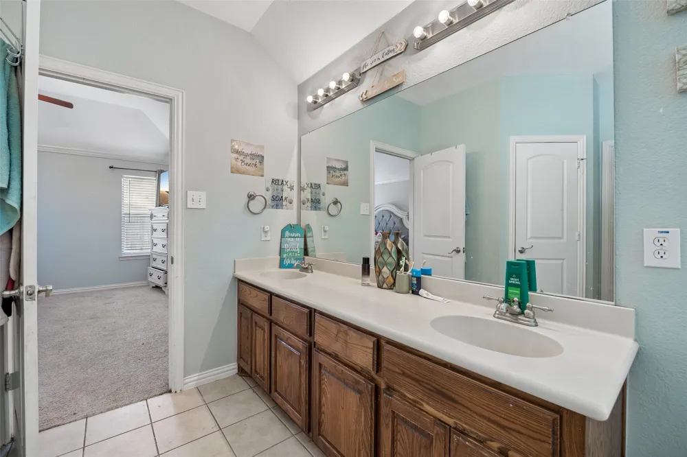 2017 Stonewood Court Heartland, TX 75126