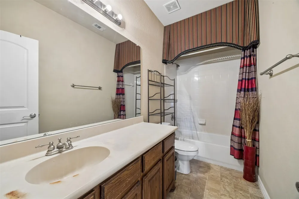 2017 Stonewood Court Heartland, TX 75126