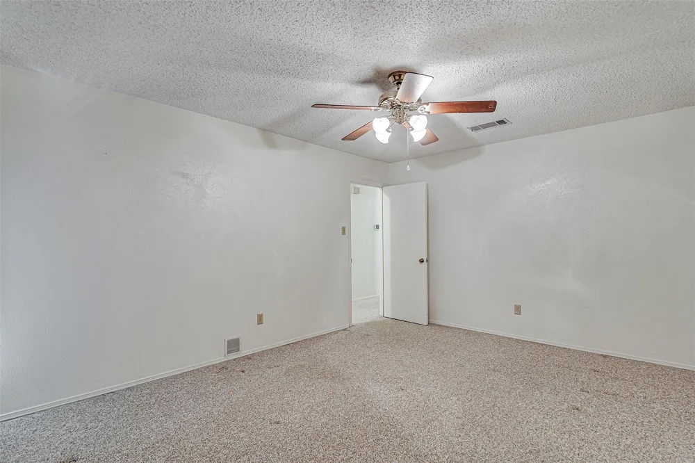 3816 Del Rio Drive Fort Worth, TX 76133