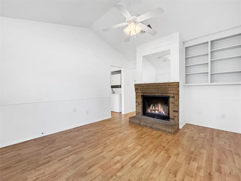536 Guerin Drive Arlington, TX 76012