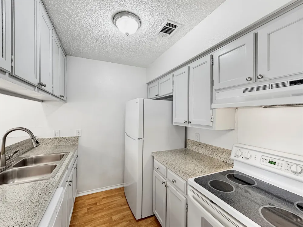 536 Guerin Drive Arlington, TX 76012